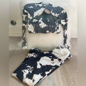 Sundown by Splendid LA lounge set